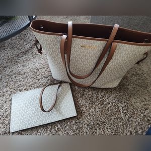 Michael Kors jet set travel large drawstring tote - reversible with wristlet